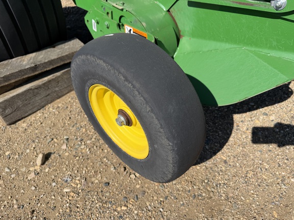 2019 John Deere 560R - Photo10