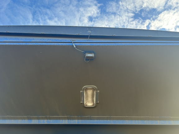 Used 2013 Brandt 1322XR Grain Carts at Horizon Ag & Turf in Lloydminster, AB - Photo4