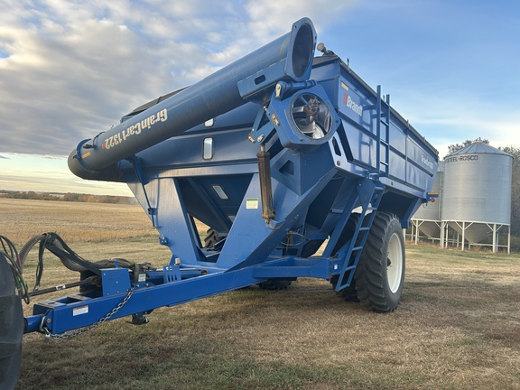 Used 2013 Brandt 1322XR Grain Carts at Horizon Ag & Turf in Lloydminster, AB - Photo1