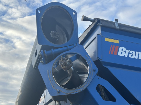 Used 2013 Brandt 1322XR Grain Carts at Horizon Ag & Turf in Lloydminster, AB - Photo14