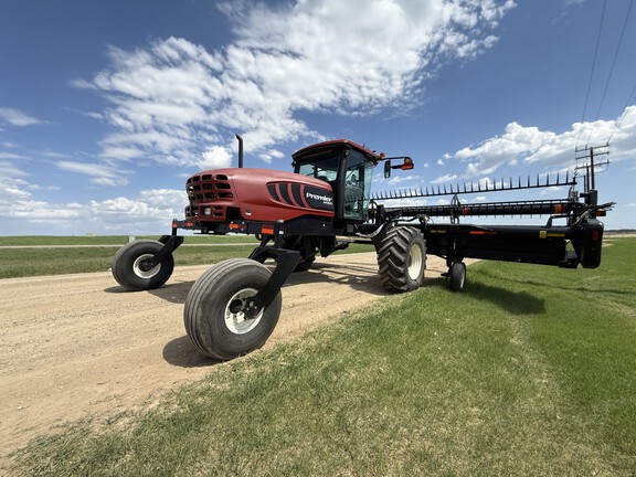 Photo of a 2012 Macdon M105