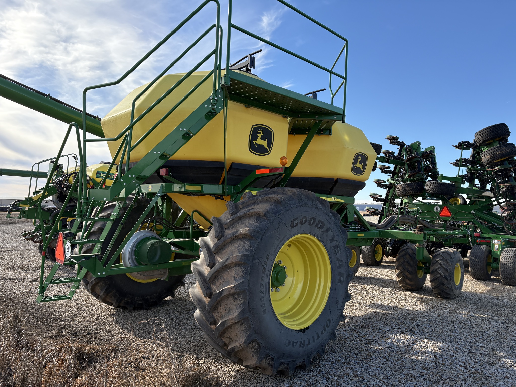 2022 John Deere N550 Image 5