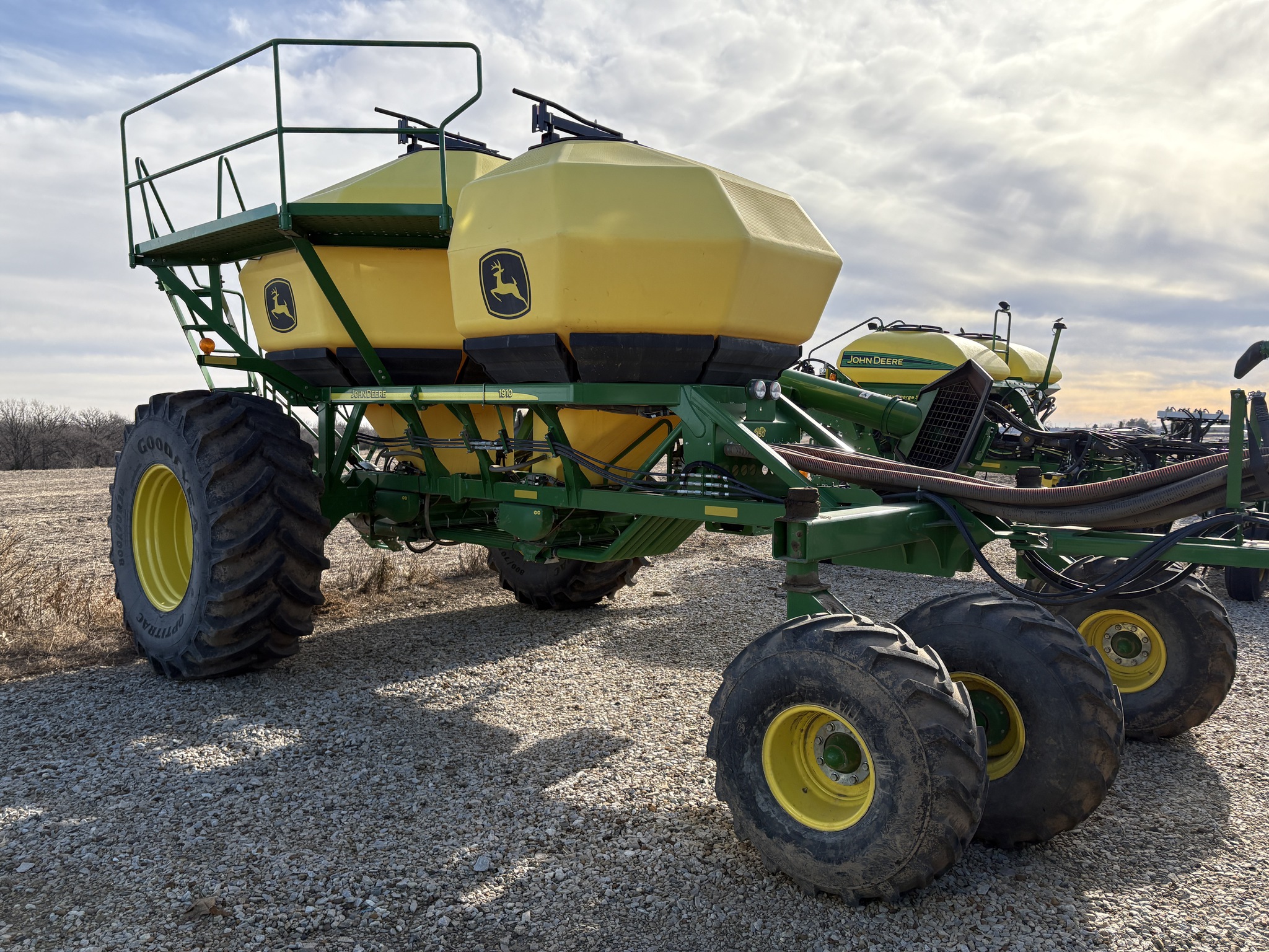 2022 John Deere N550 Image 6