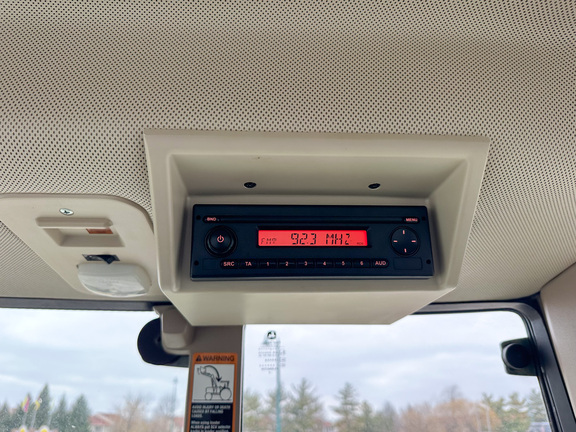 2013 John-Deere 6105M