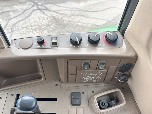 2013 John-Deere 6105M