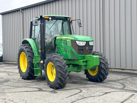 2013 John-Deere 6105M