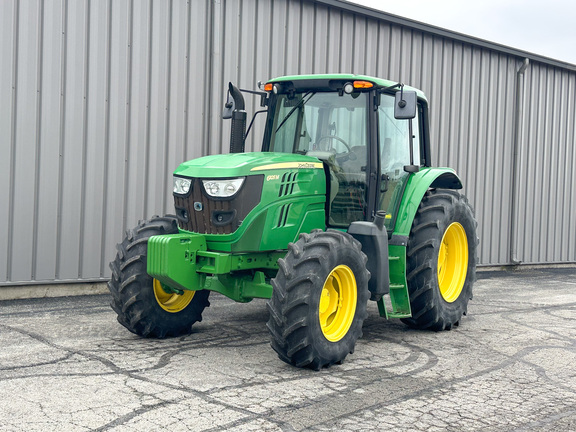 2013 John-Deere 6105M