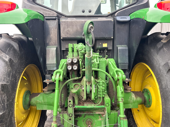 2013 John-Deere 6105M