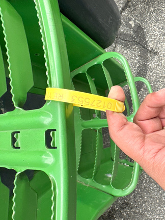 2013 John-Deere 6105M