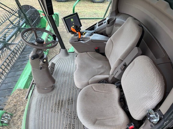 Photo of 2020 John Deere S780