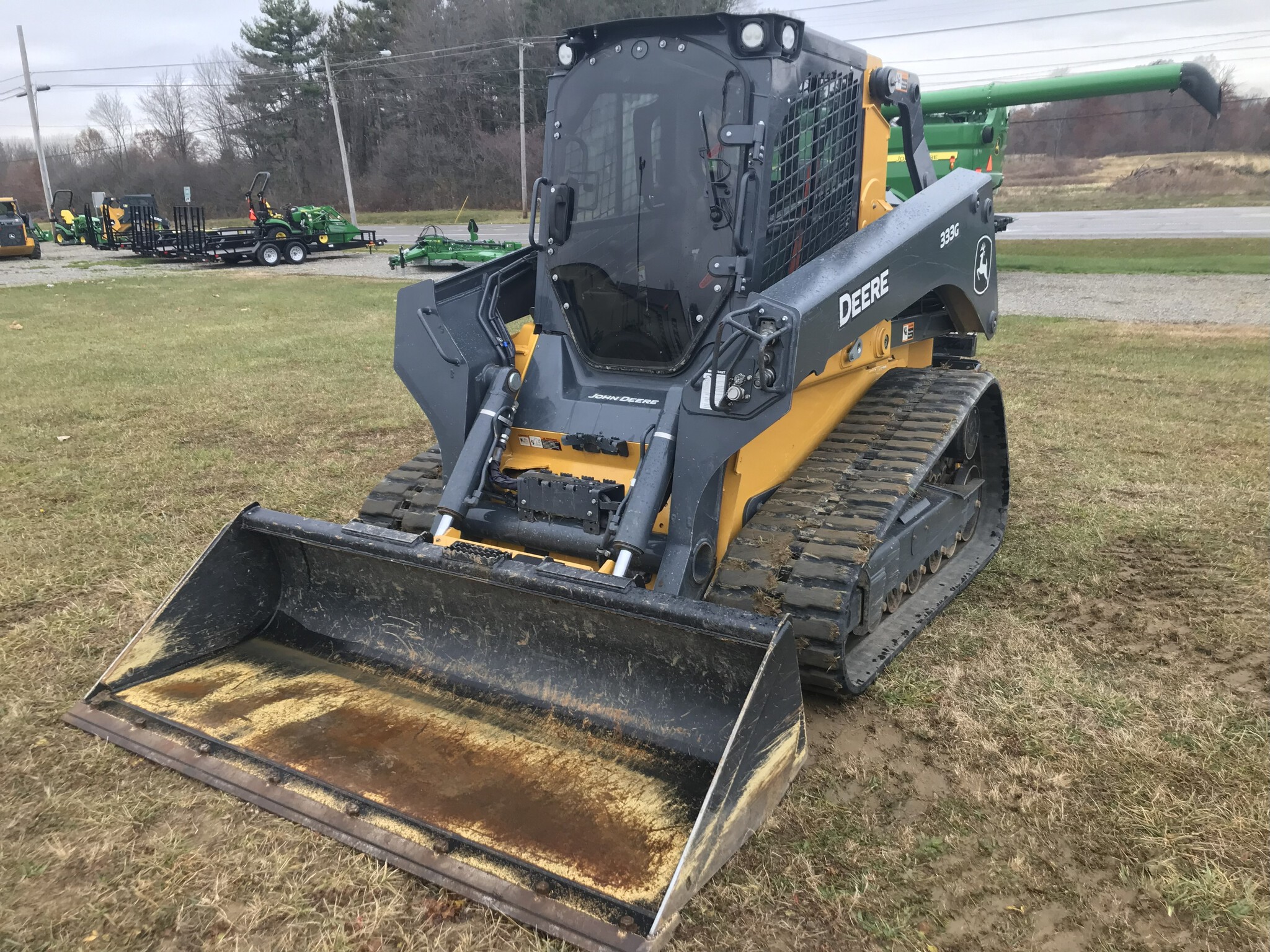 2023 John Deere 333G Image 1