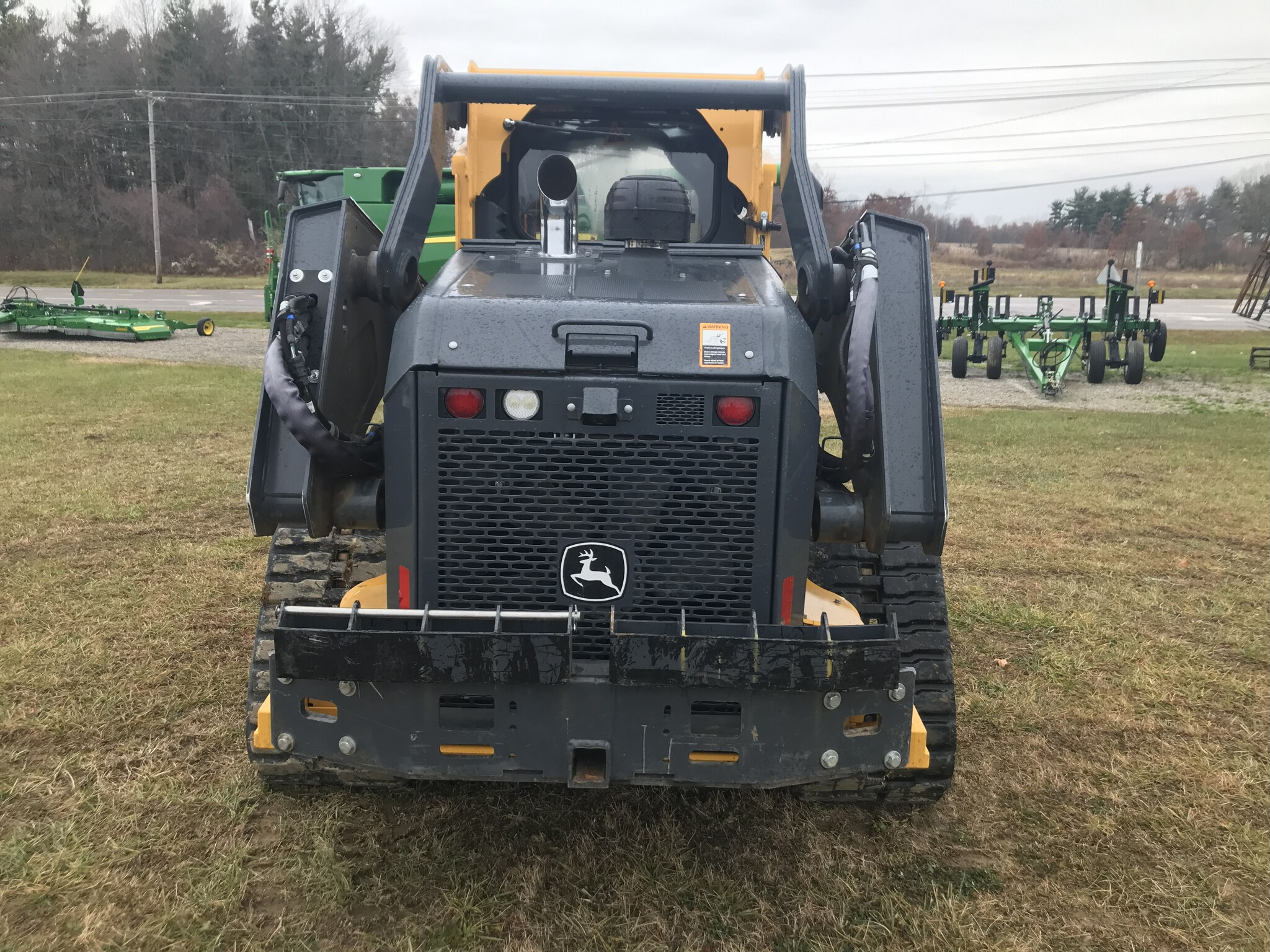 2023 John Deere 333G Image 4