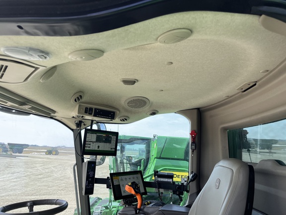 2024 John Deere S790 - Photo31