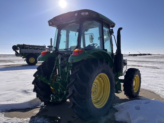 2025 John Deere 5095M - Photo6