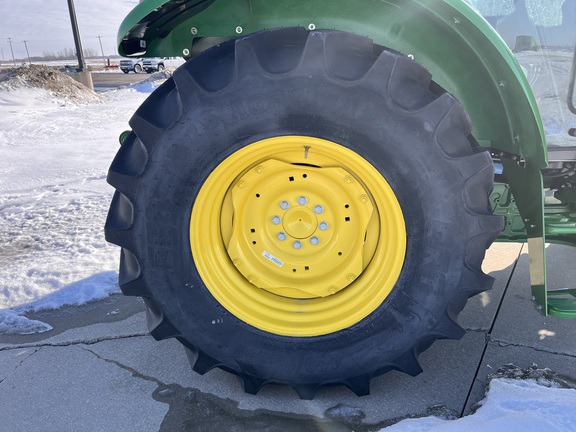 2025 John Deere 5095M - Photo16
