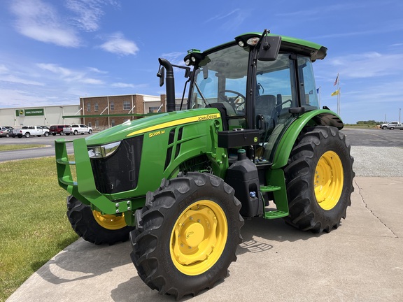 2025 John Deere 5095M - Photo2