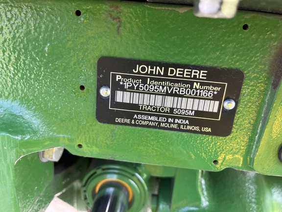 2025 John Deere 5095M - Photo36