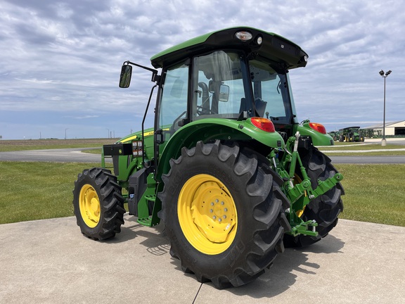 2025 John Deere 5095M - Photo8
