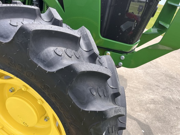 2025 John Deere 5095M - Photo15