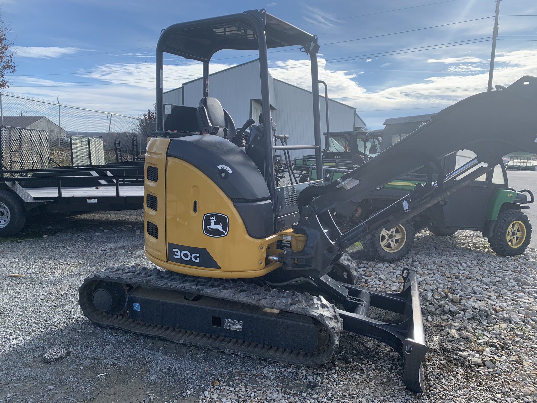 2022 John Deere 30G Image 4