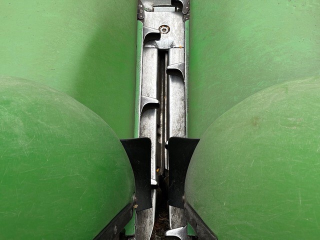 2009 John Deere 608C Image 5