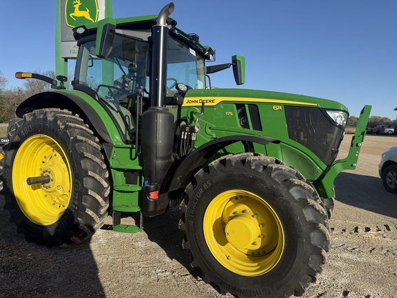 2025 John Deere 6R 175 - Photo1
