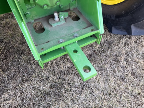 2025 John Deere 5060E - Photo19