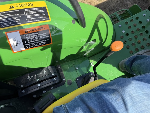 2025 John Deere 5060E - Photo22