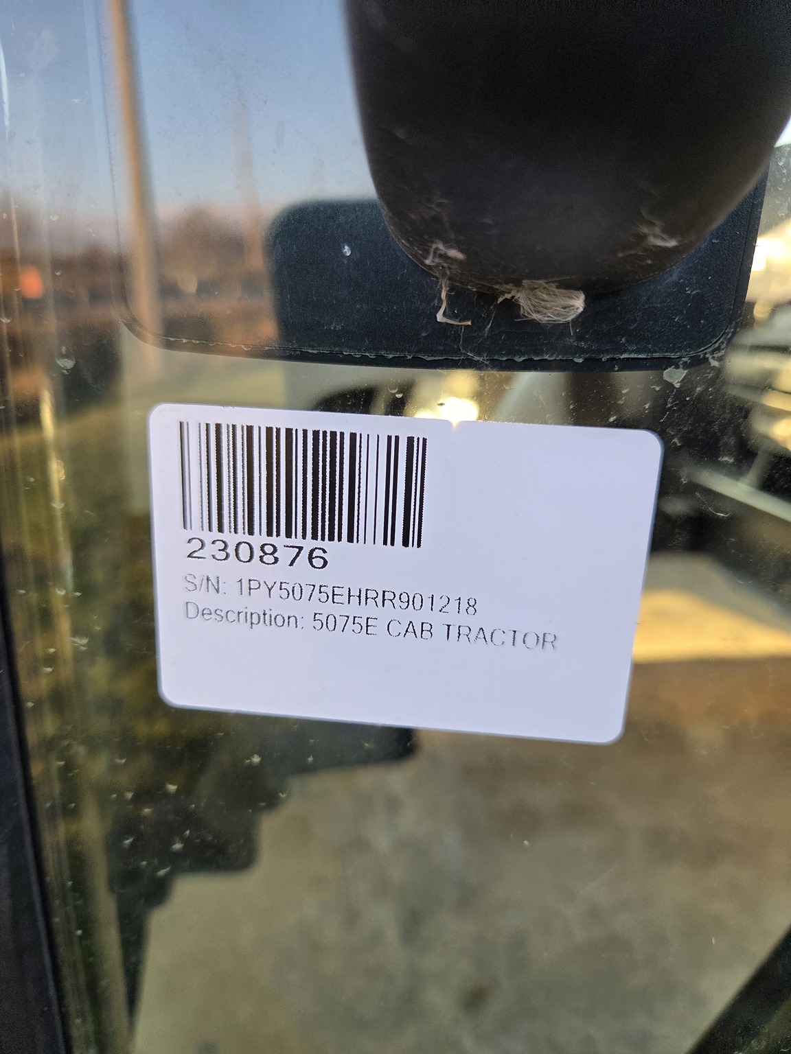 2024 John Deere 5075E Image 9