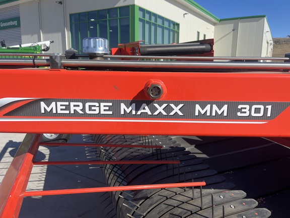 2025 Kuhn MM301 (16th thumbnail)