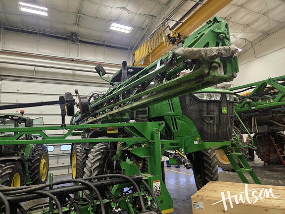 Photo of 2019 John Deere R4038