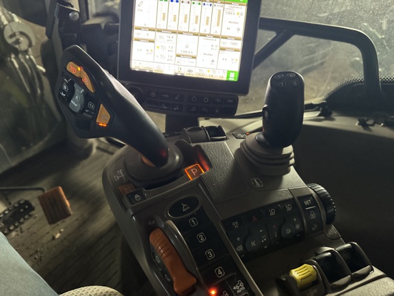 2021 John Deere 6155R - Photo4