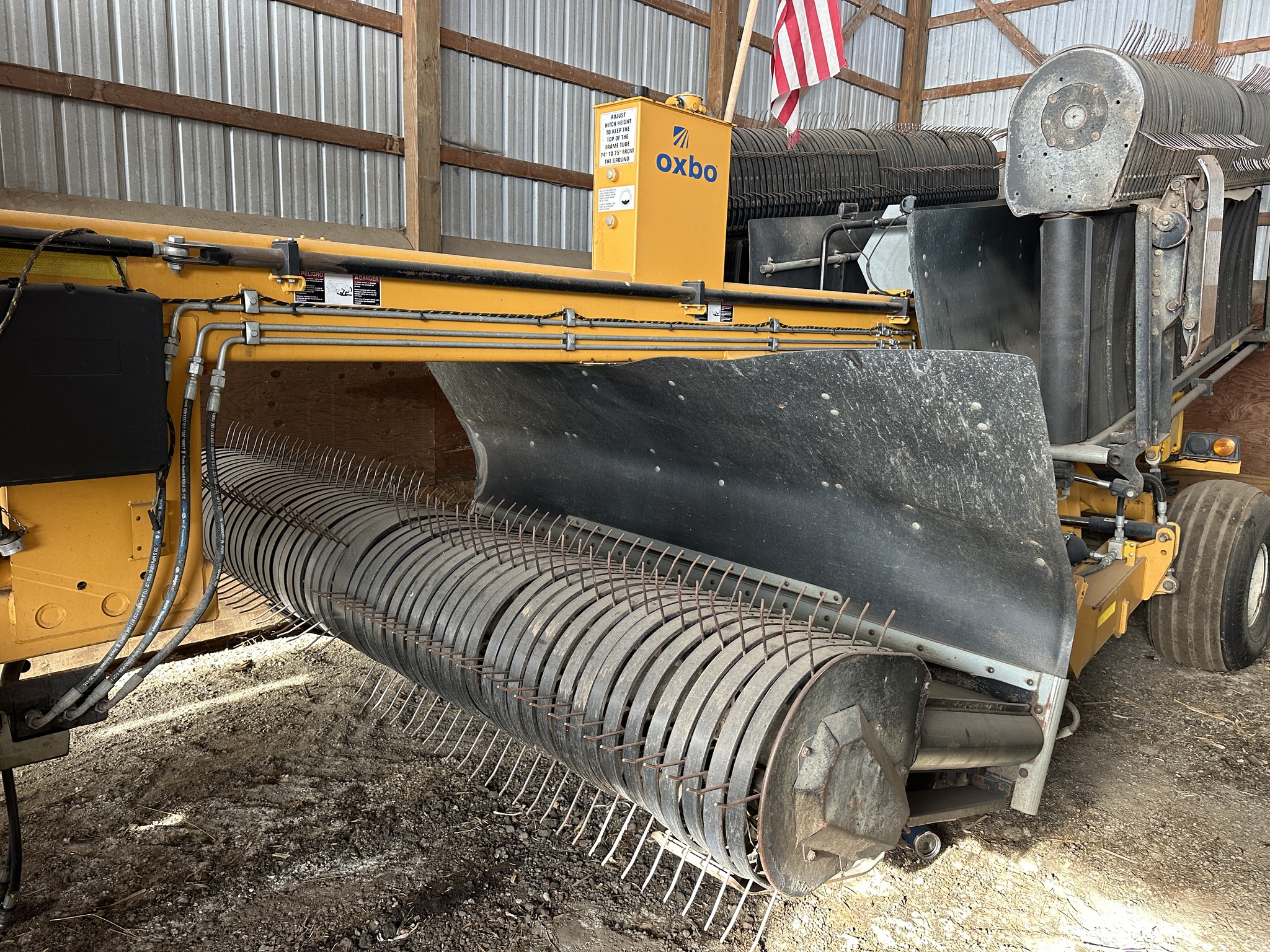 2014 Oxbo 334 Image 1