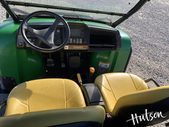 Photo of 2011 John Deere XUV 825I GREEN