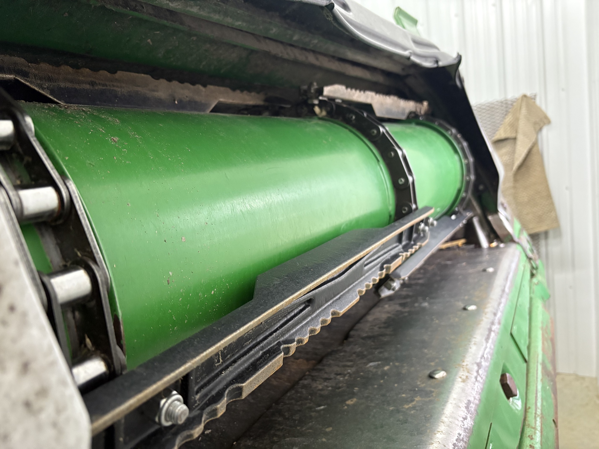 2014 John Deere S670 Image 10