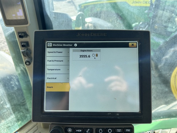 2020 John Deere 8R 370 Photo 2