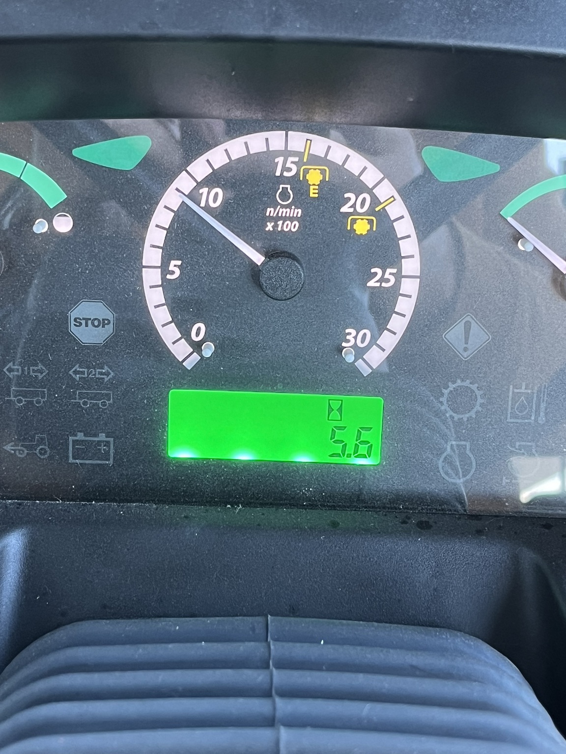 2024 John Deere 5060E Image 5