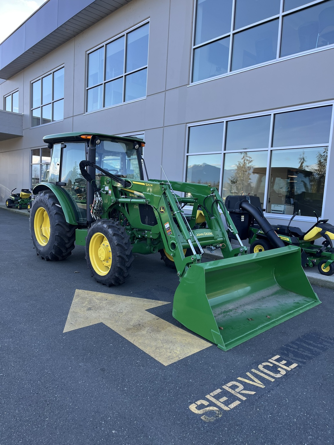 2024 John Deere 5060E Image 1