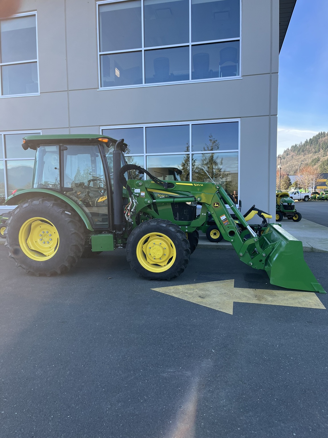 2024 John Deere 5060E Image 3