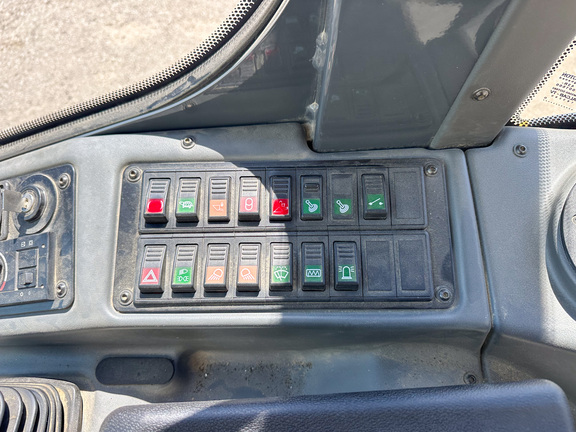 2021 John-Deere 304L