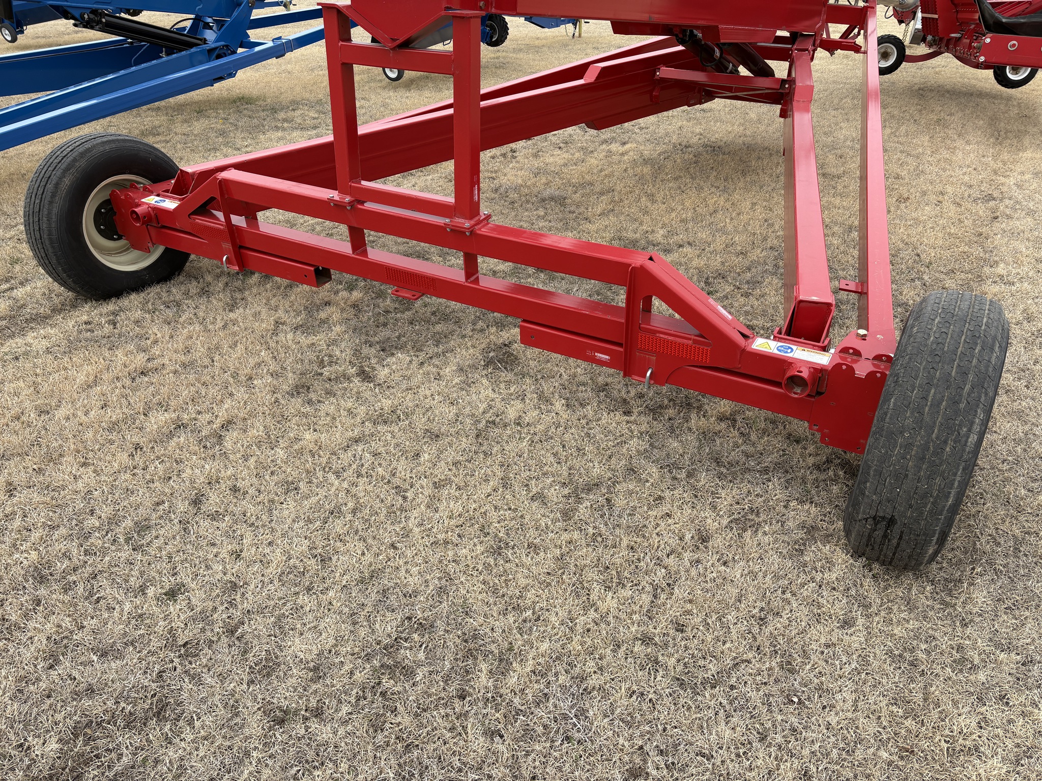 2023 Hutchinson Mayrath HX21394SRXOVERH Image 5