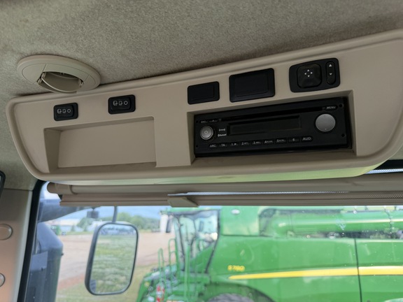 2017 John Deere 9620RX - Photo16