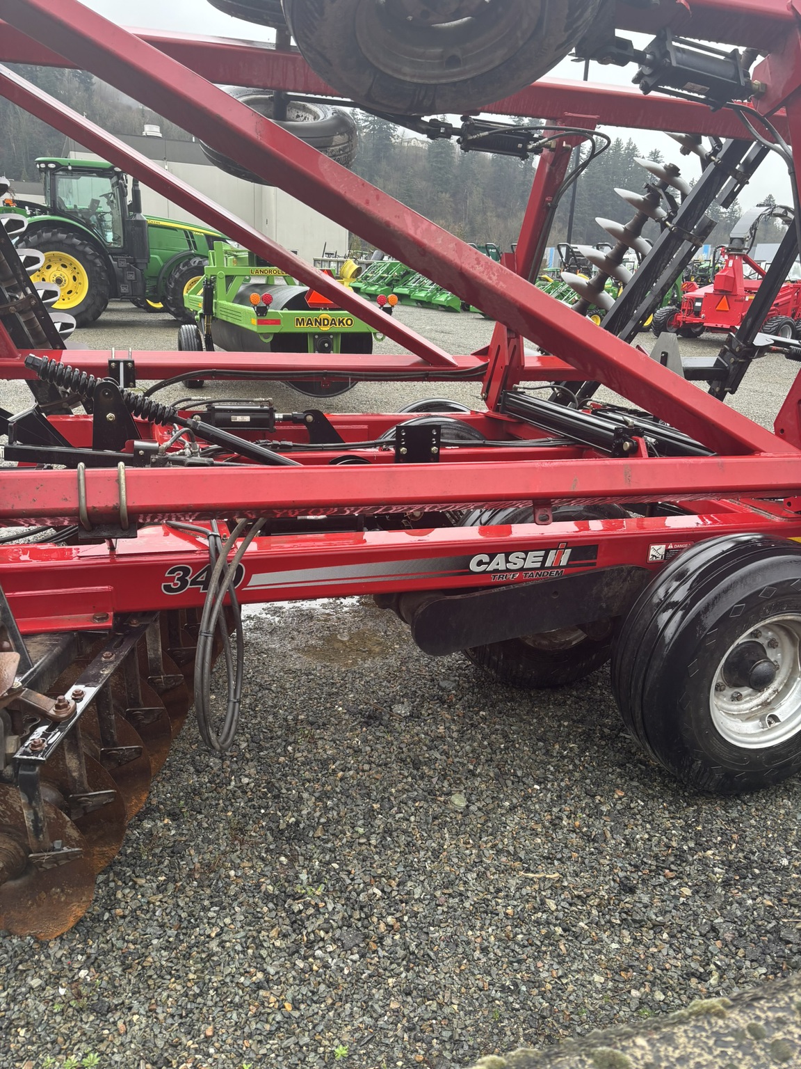 2010 Case IH 340 Image 4