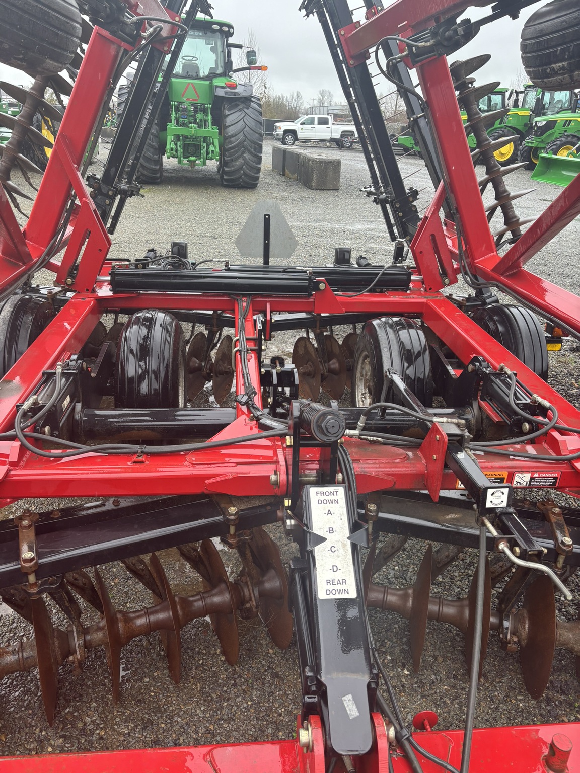 2010 Case IH 340 Image 2