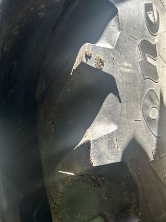 Photo of 2011 John Deere 7230R