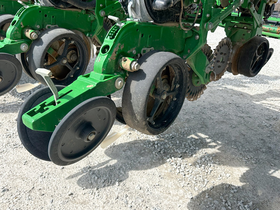 2023 John-Deere 1795