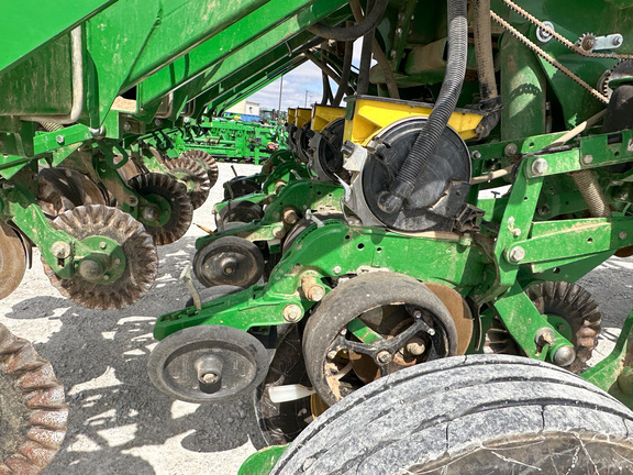 2023 John-Deere 1795