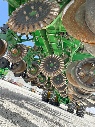 2023 John-Deere 1795