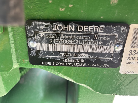 2017 John Deere 5065E - Photo38