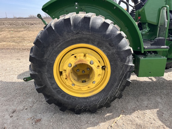 2017 John Deere 5065E - Photo15
